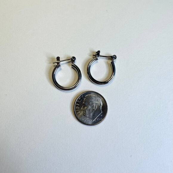 NWT silver color small sized hoop earrings - Picture 2 of 2